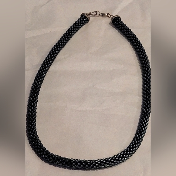 Grey Necklace - Picture 3 of 10